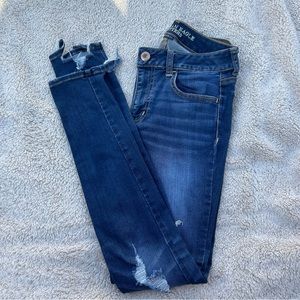 Distressed American Eagle Jegging Size 6